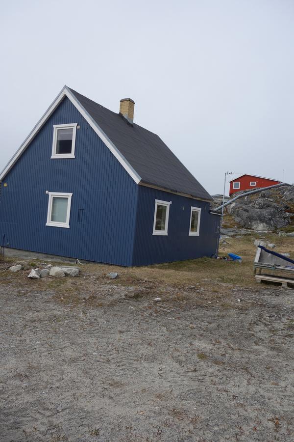 Vandrehuset 4 Nuuk Ngoại thất bức ảnh